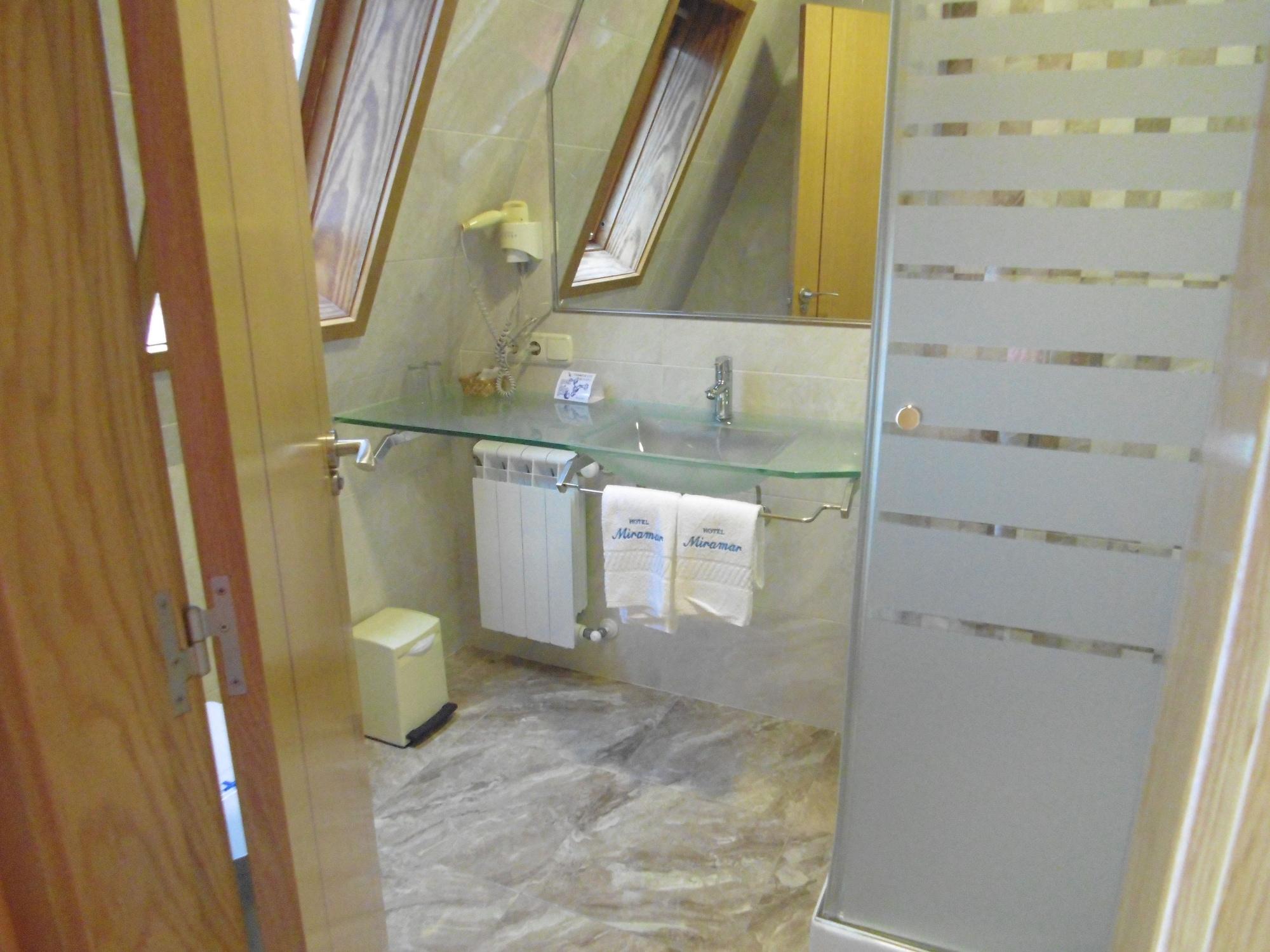Hotel Miramar 2** Superior ألانثاذا المظهر الخارجي الصورة