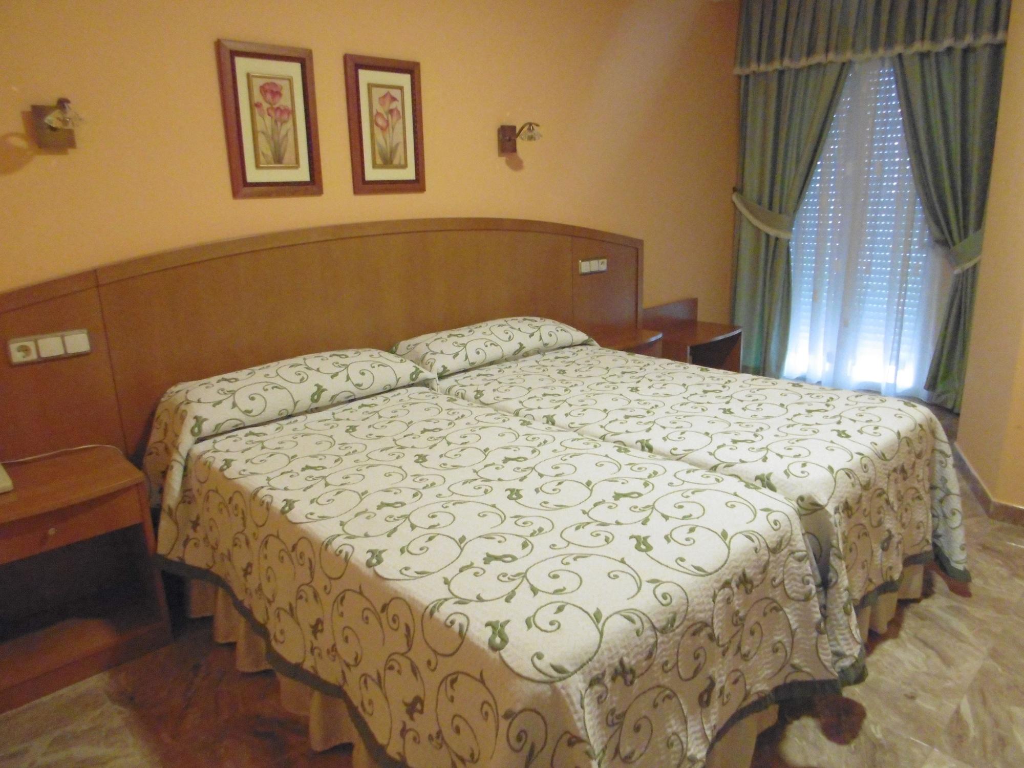 Hotel Miramar 2** Superior ألانثاذا المظهر الخارجي الصورة